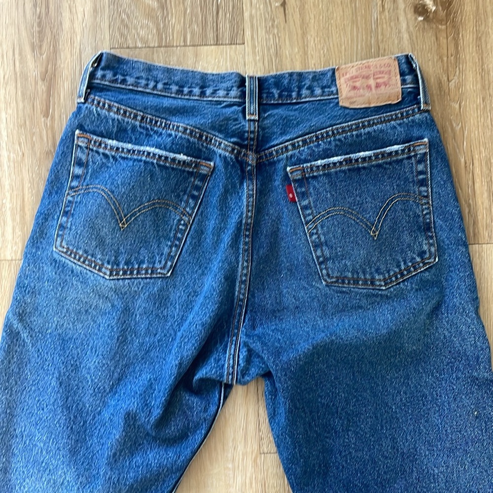 Levi’s Women 501 Distressed High Rise Straight Leg Jeans Size W28/ L32 - Picture 4 of 7